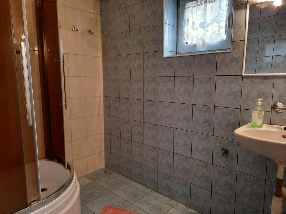 Krahule Konica Hotell Exteriör bild