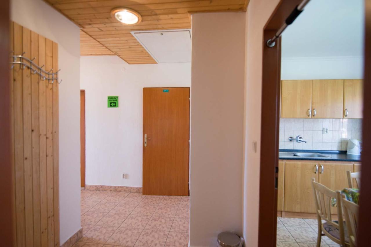 Krahule Konica Hotell Exteriör bild